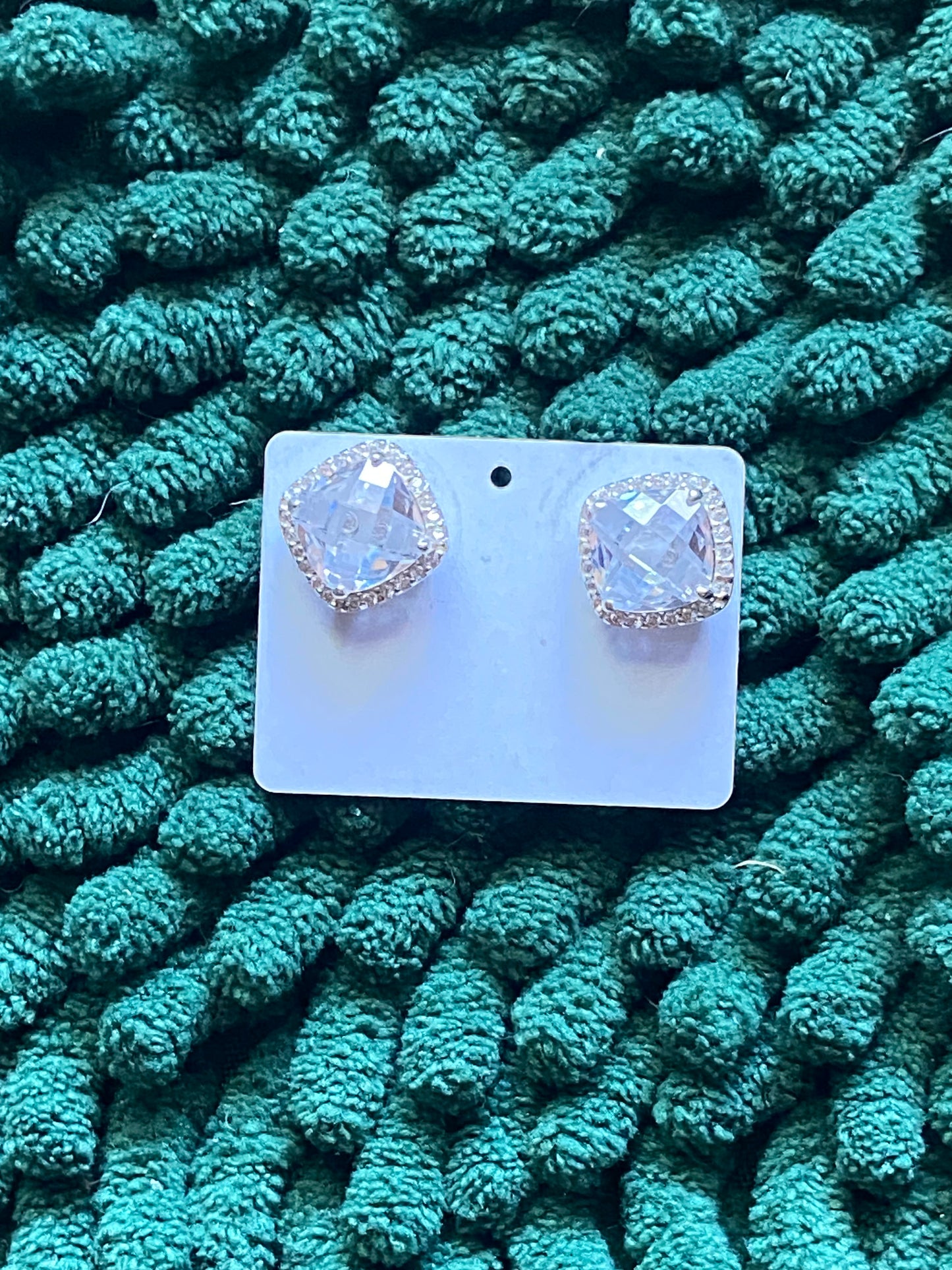 Cinderella diamond earring